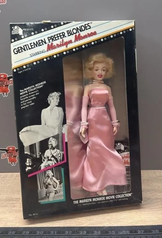 The Marilyn Monroe Movie Collection Fashion 11.5�