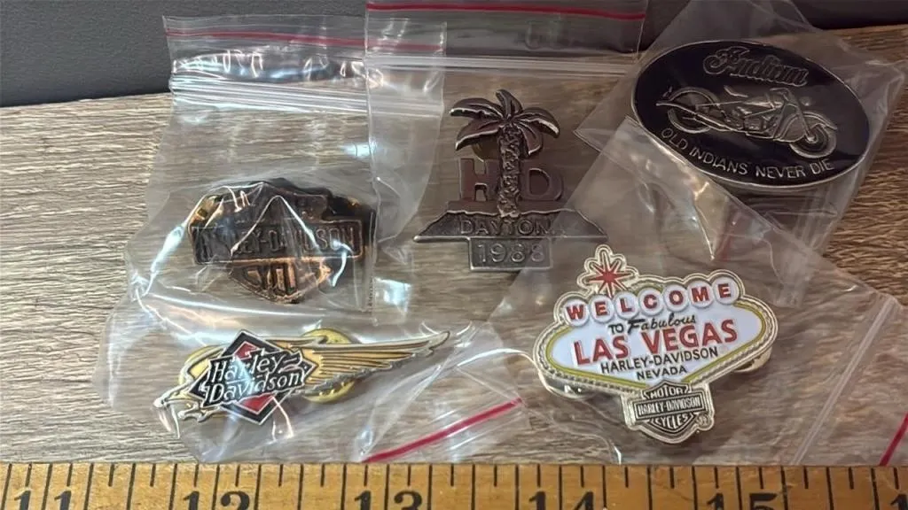 5 Harley Davidson/Indian Motorcycle Pins. *SC