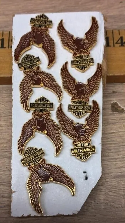 7 Harley Davidson Motorcycles Pins. *SC