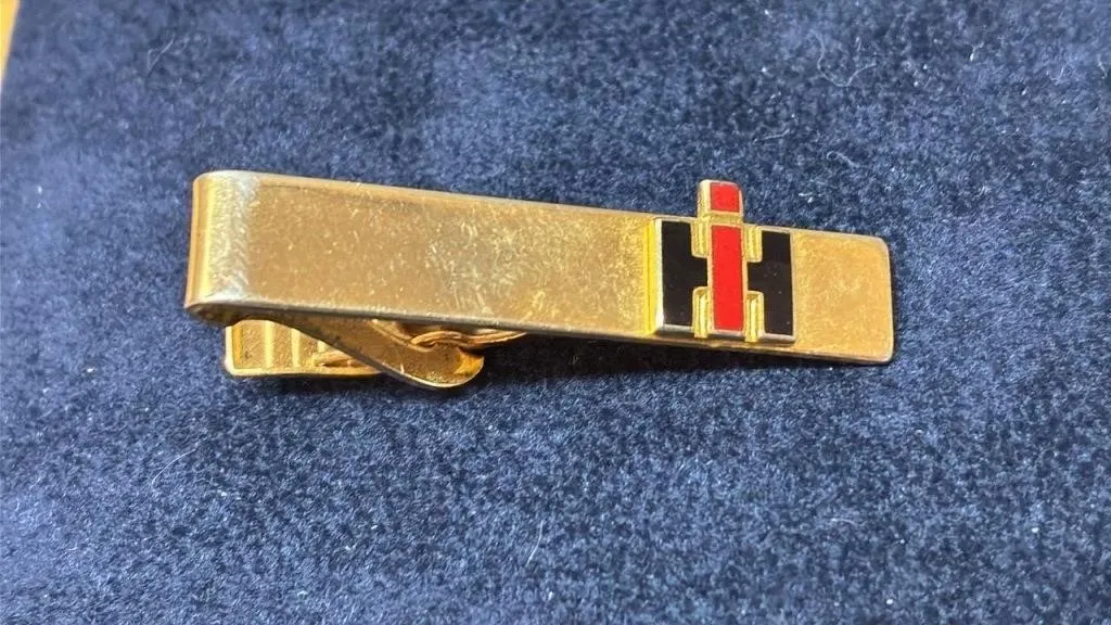 Vintage International Harvester Tie Clip. *SC