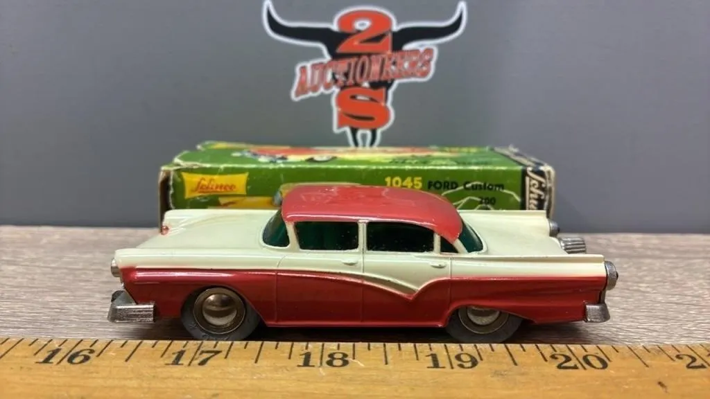 Schuco Micro Racer 1045 Ford Custom 300