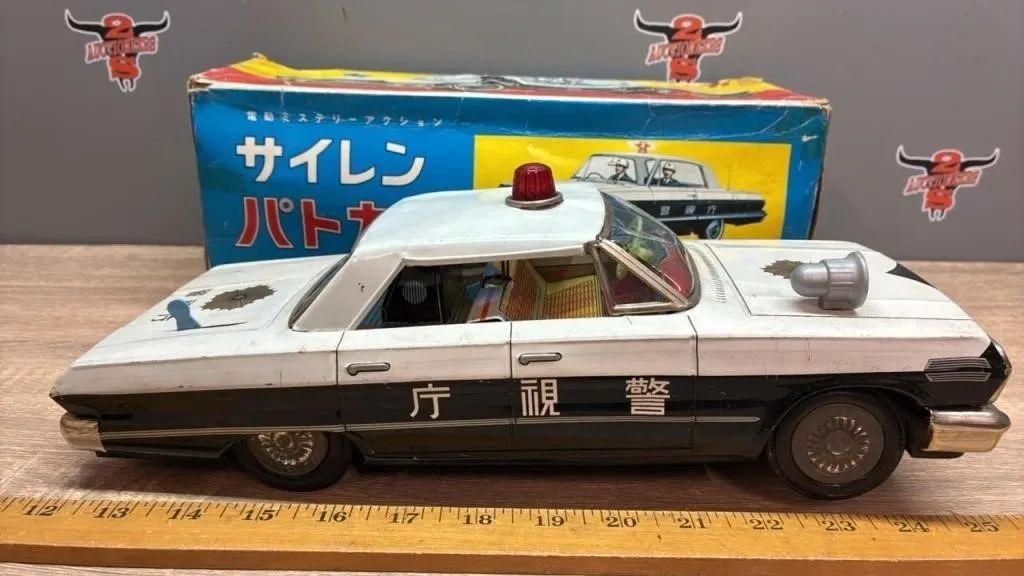 Japanese Battery Operated Siren Police Car