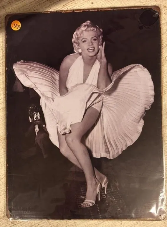 Decorative Tin Sign - Marilyn. 16�Wx12�H.