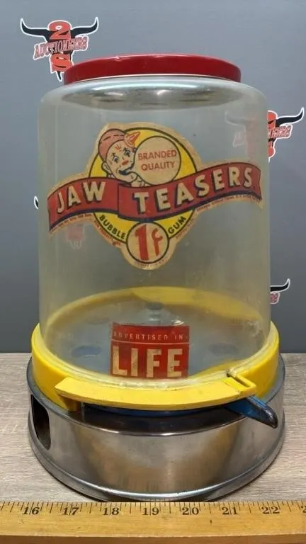 Jaw Teasers Bubble Gum Dispenser.