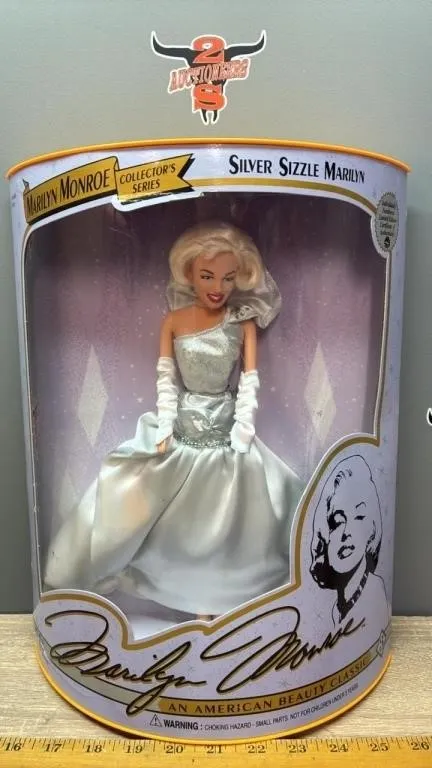 DSI Marilyn Monroe Silver Sizzle Doll.