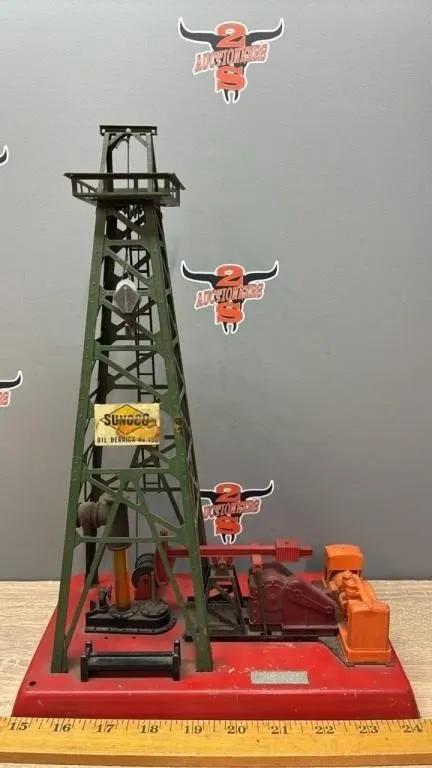 Lionel Sunoc No. 455 Oil Derrick.