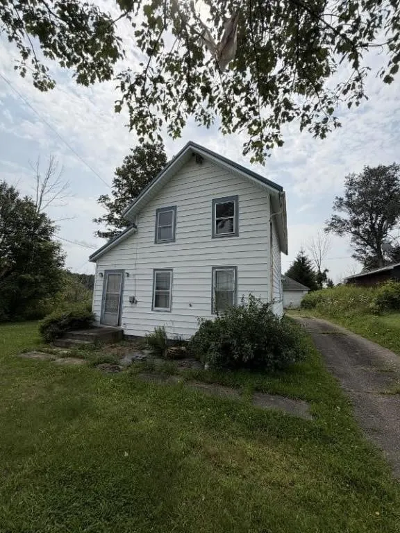Real Estate - Fixer Upper Opportunity