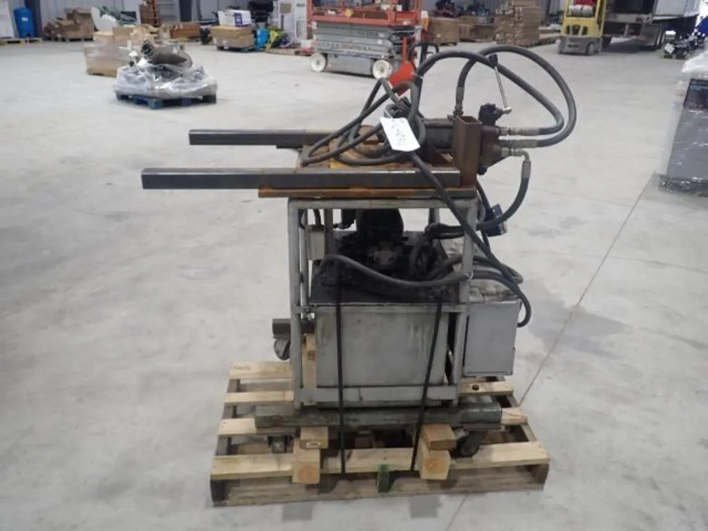 Hydraulic Punch Press