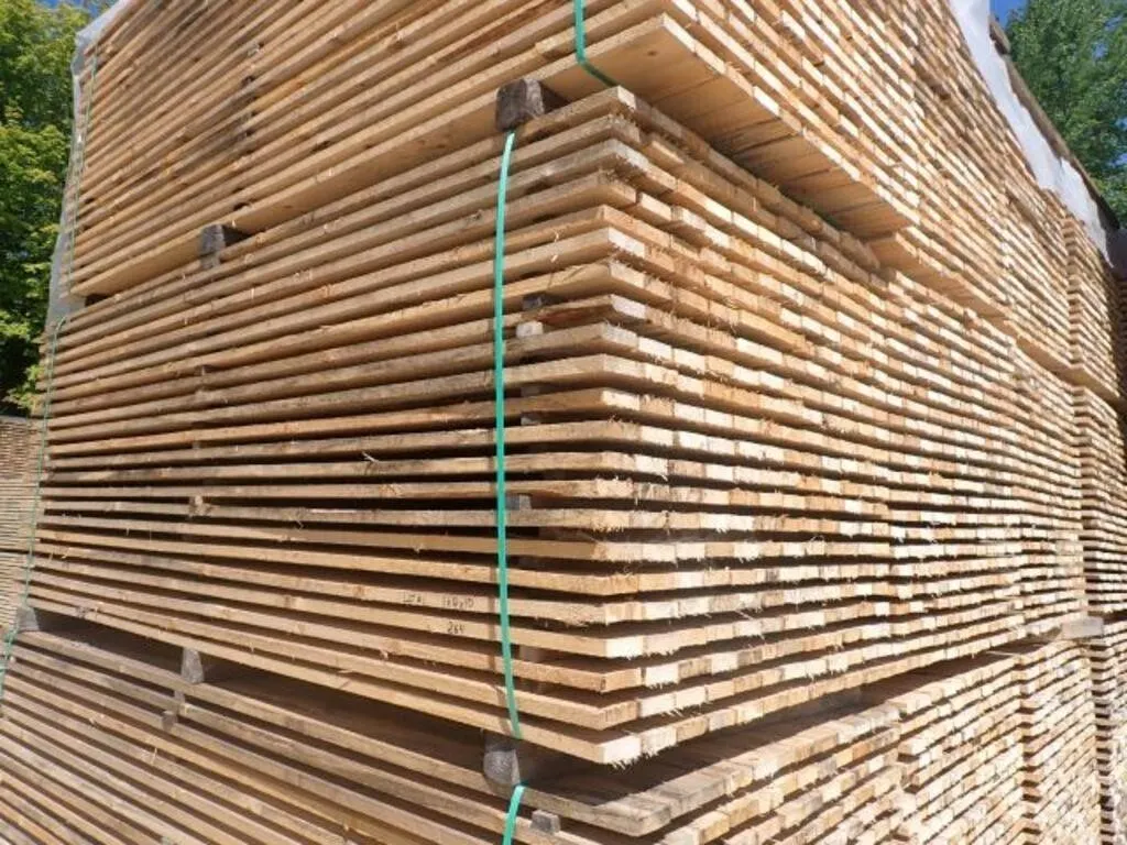 Qty Of (264) 1 In. x 4 In. x 10 Ft Rough Cut Pine