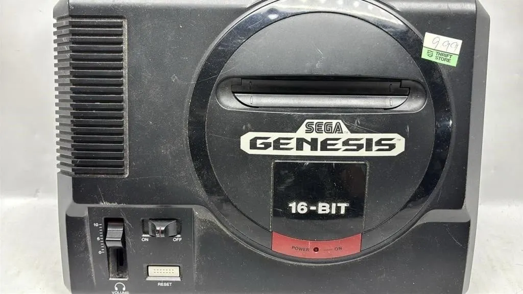Vintage Sega Genesis 16 Bit console no cords