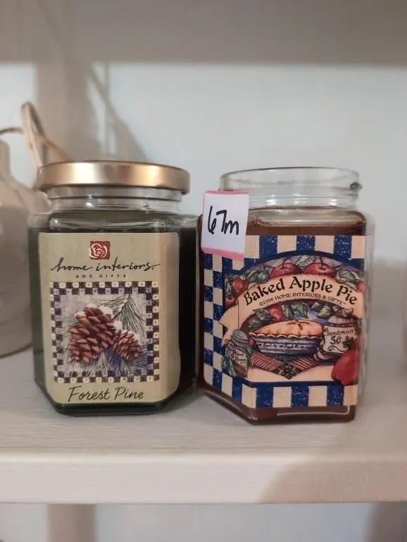 2 home interior candles