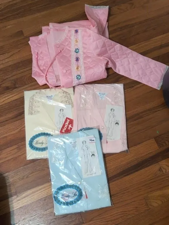 Vintage pajamas medium