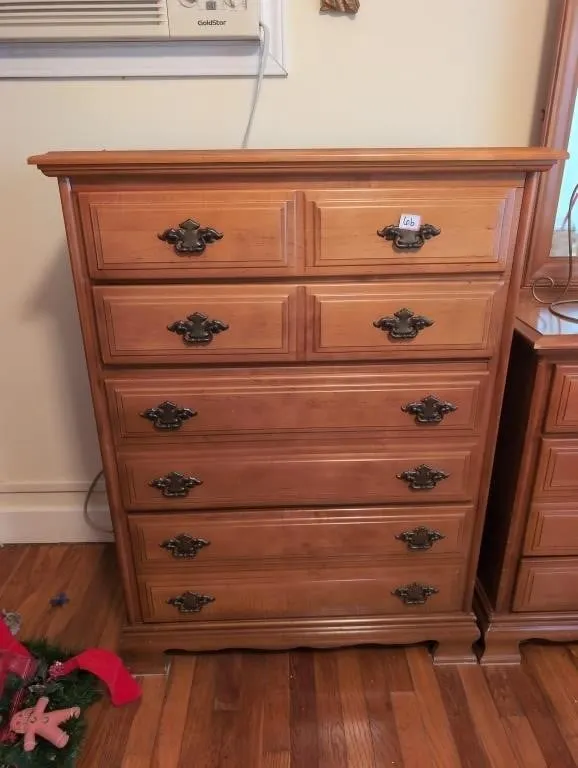 4 drawer maple chest match lots 2b, 10b 34x18x46H