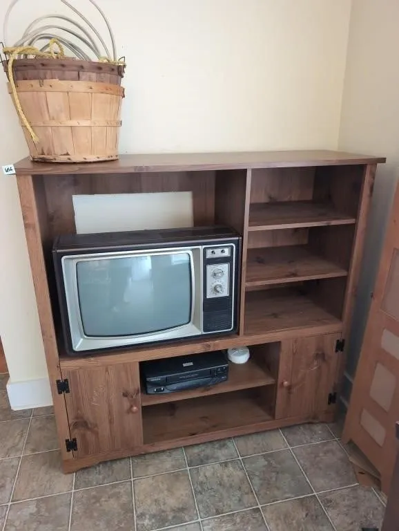 Entertainment center only 50x17x48