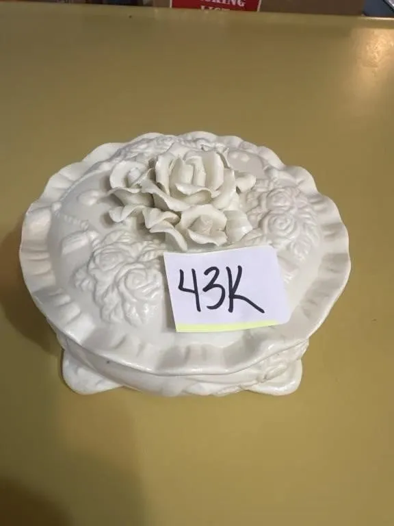 Trinket box