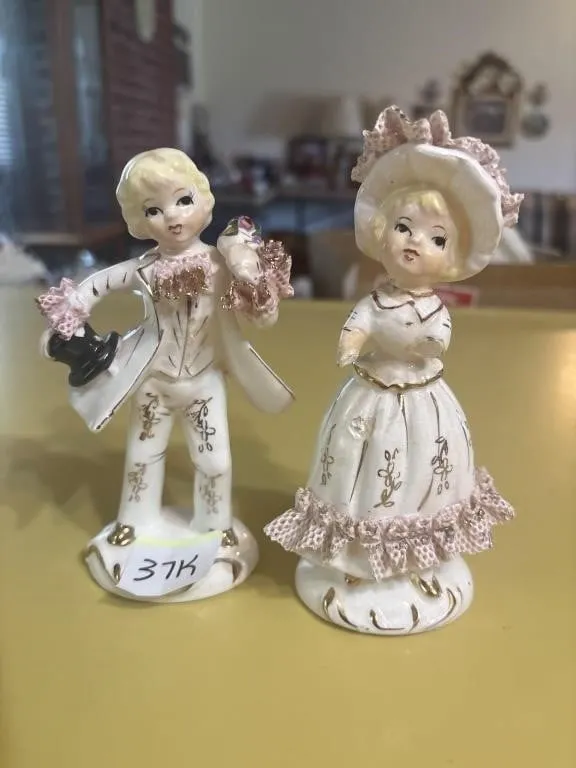 Victoria style vintage porcelain figurines,