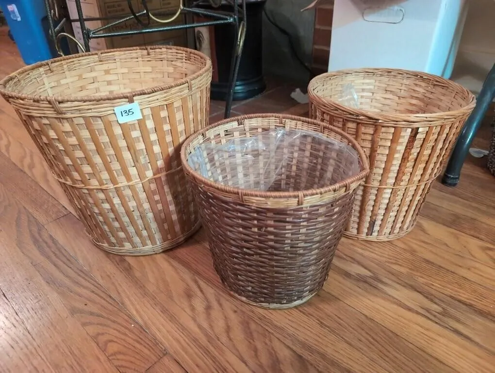 3 basket waste can/planters