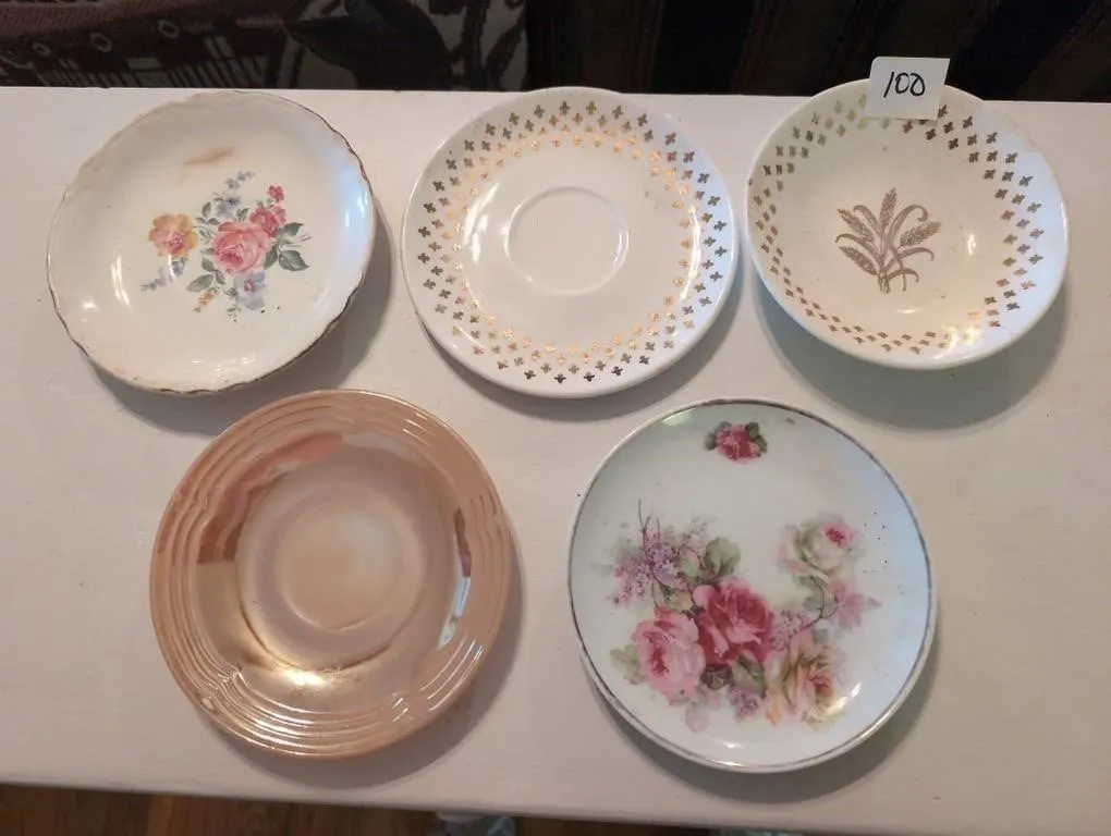 Misc vintage saucers, bowl