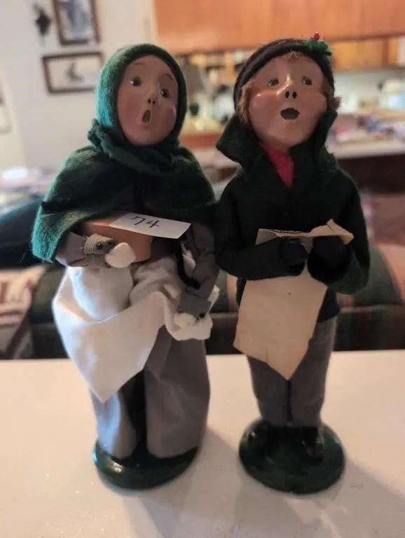 The Carolers by Buyers Choice x2