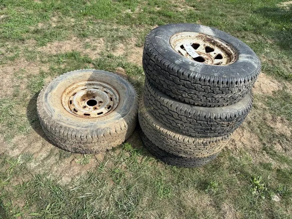 5- 15" Trailer tires & wheels