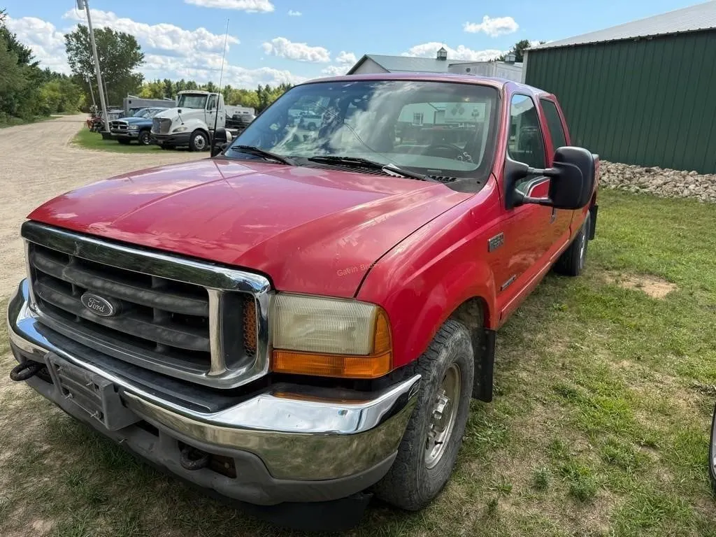 2001 Ford F-350 Super Duty Truck