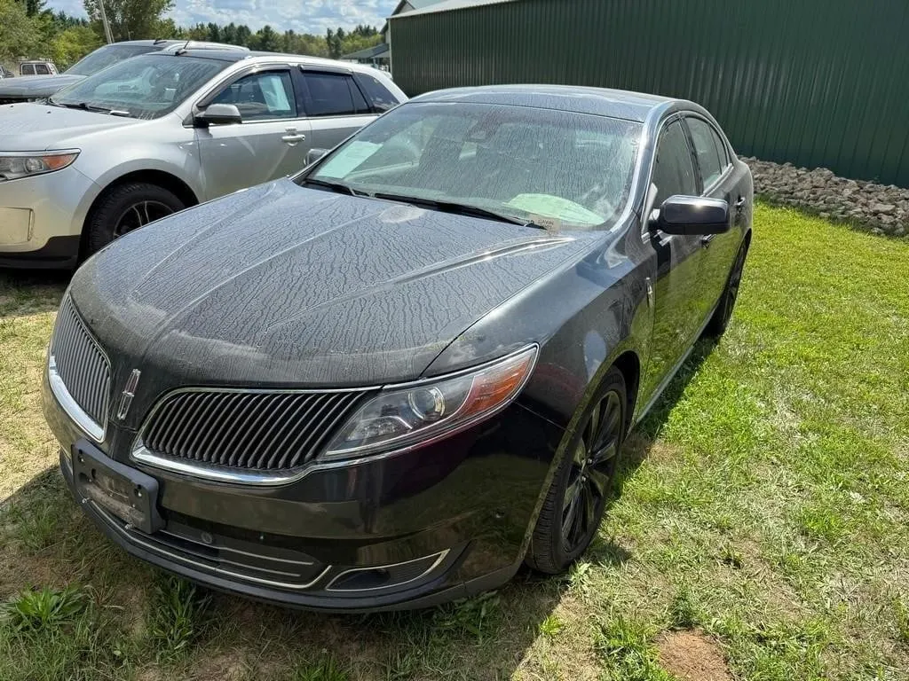 2014 Lincoln MKS Car