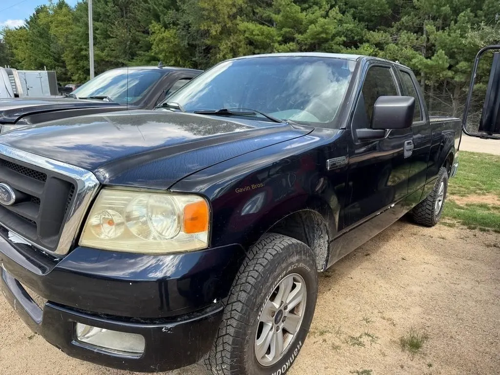 2004 Ford F-150 Ext Cab Truck