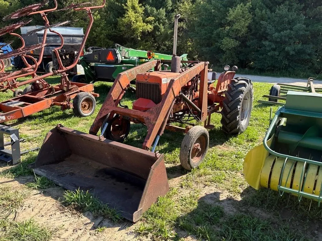 Allis Chalmers D15 Series II Tractor