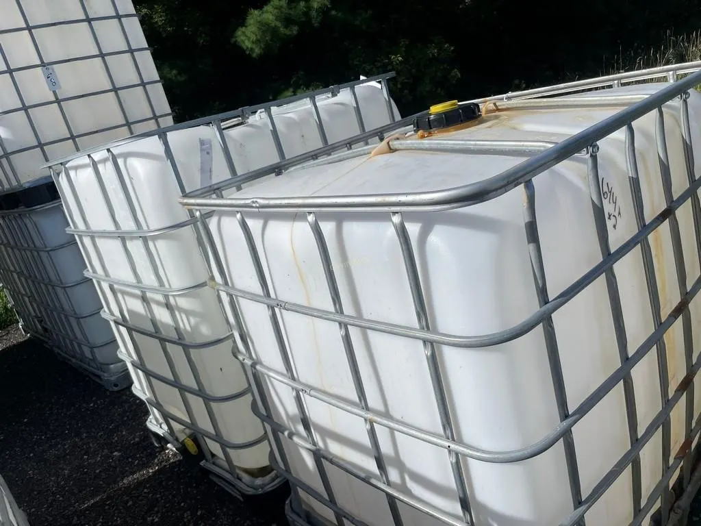 (2) 265 and 300 Gallon Poly Totes