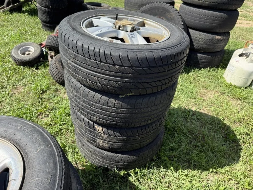 (4) 215/60/16 Tires and Rims