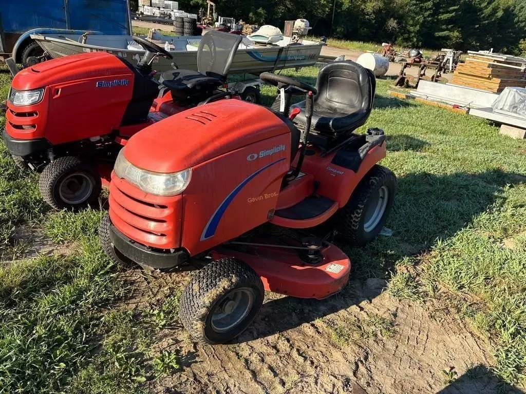 Simplicity Conquest Lawn Mower
