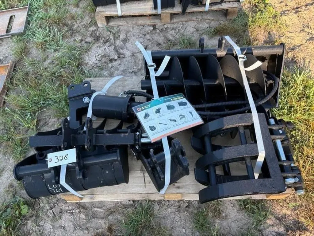 New AGT Mini Excavator Attach Set