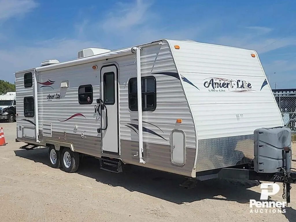 2013 Gulfstream Travel Trailer T/A