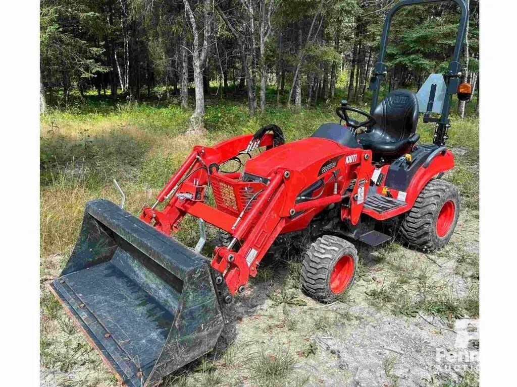 2023 Kioti CS2220HB Tractor w/Loader & Bucket