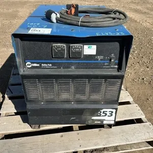 MILLER DELTA FAB CV-DC WELDER
