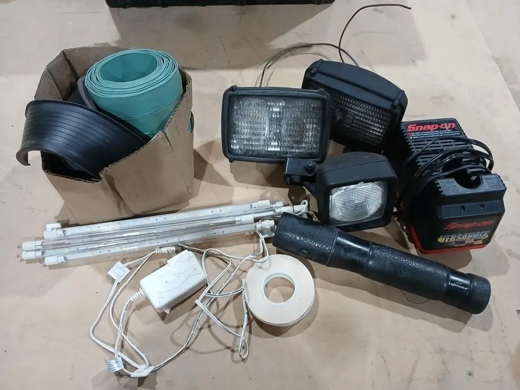 Bundle with Snap-on Versavolt, Flashlight, roll of