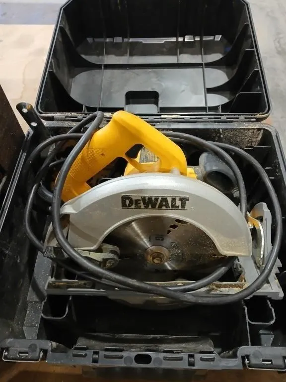 DeWalt DW368 7-1/4" Circular saw