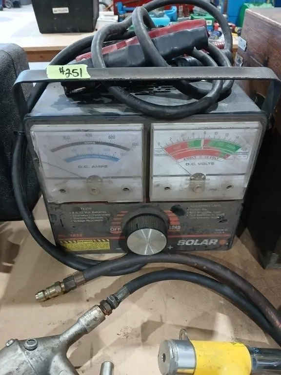 Solar model 1855800-Amp 6/12V Carbon Pile