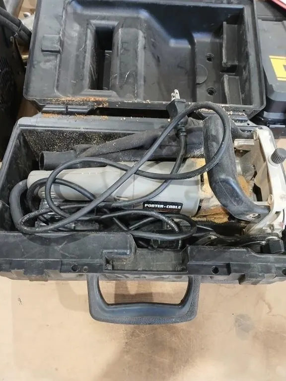 Porter Cable 557 Plate joiner in case