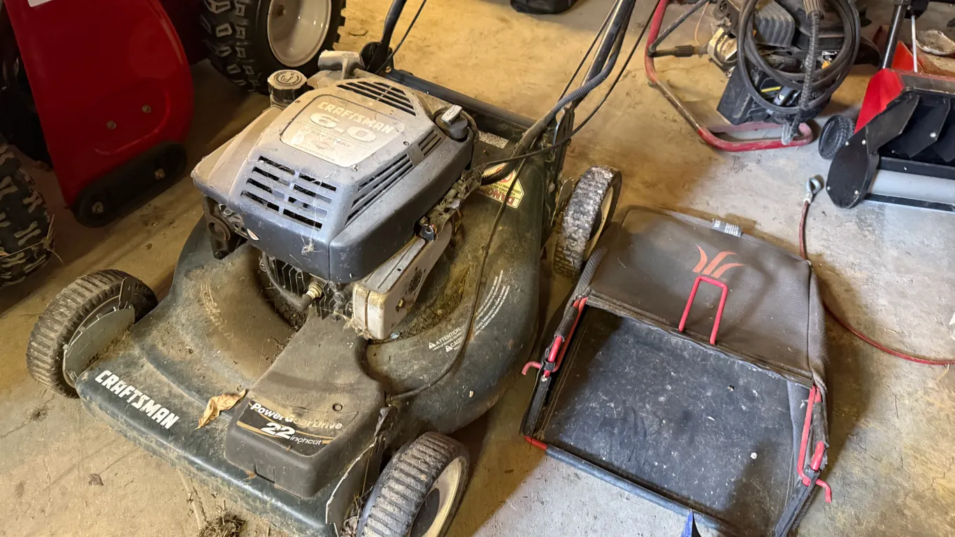 Craftsman 6.0 hp Push Mower (Unverified Running Condition)