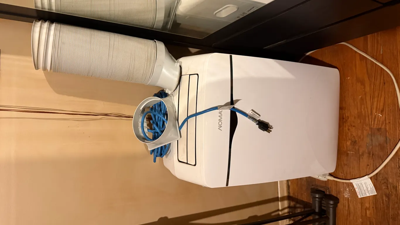 Noma Air Conditioning Unit w/ Attachment (Model #043-8610-8)