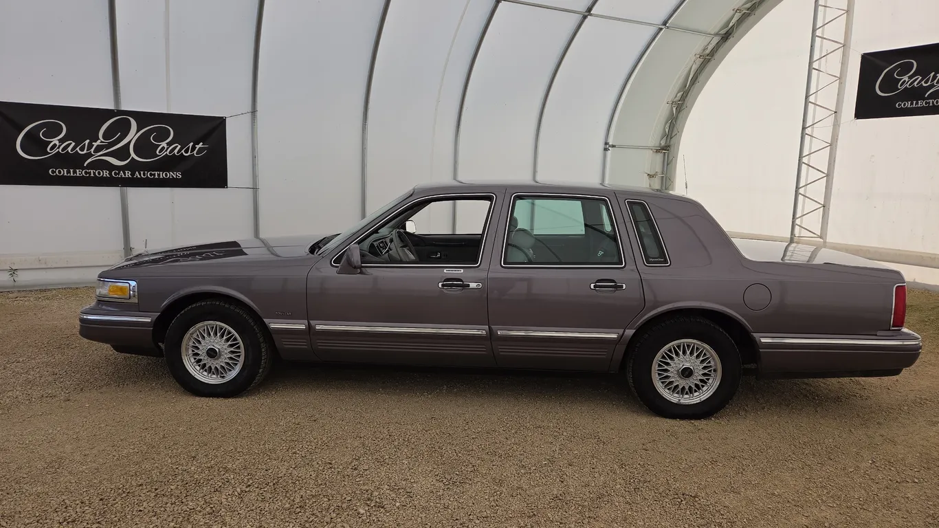 1996 Lincoln Town Car