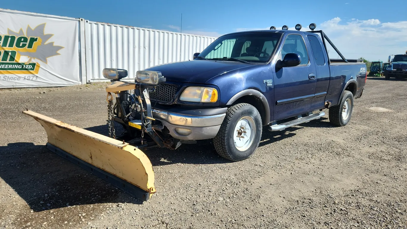 2002 Ford F-150 4dr SuperCab XLT 4WD Styleside LB 4x4