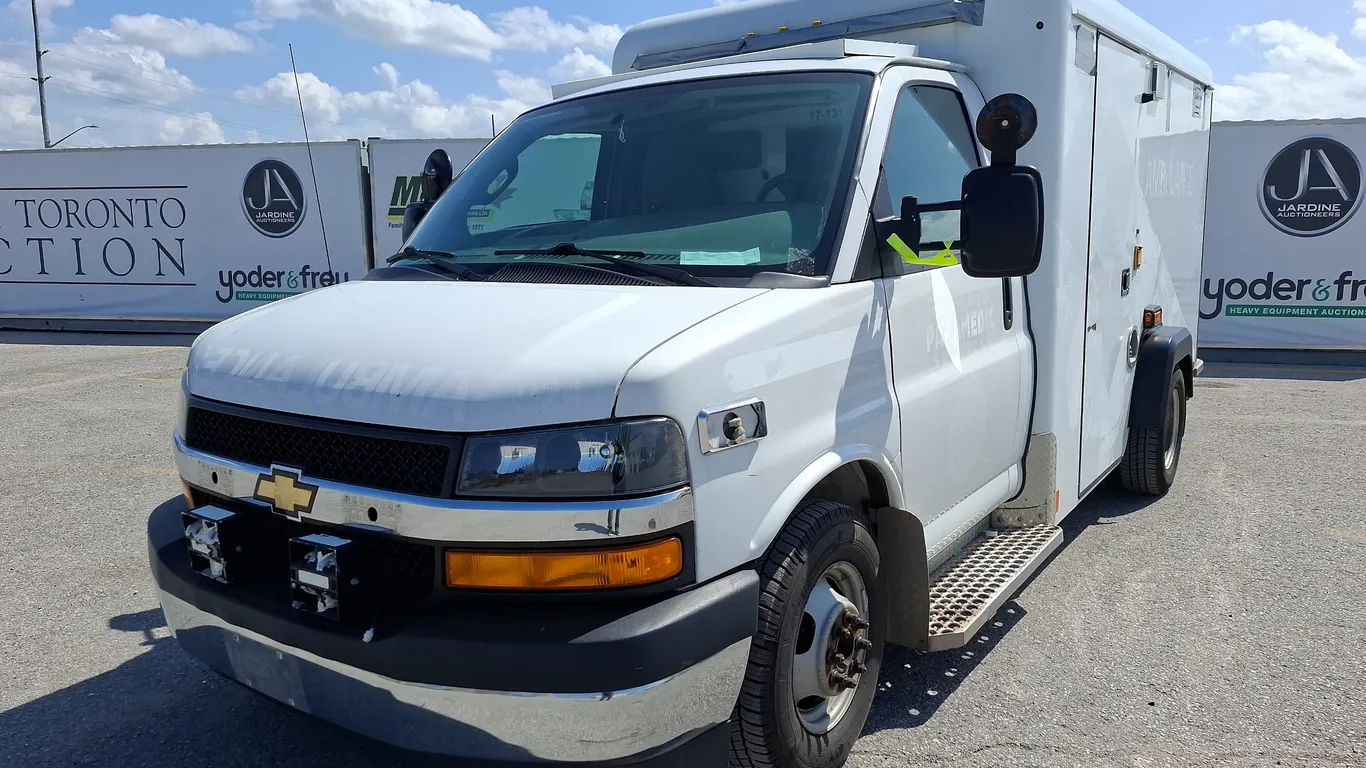 2017 Chevrolet Express 3500 S/A Service Truck