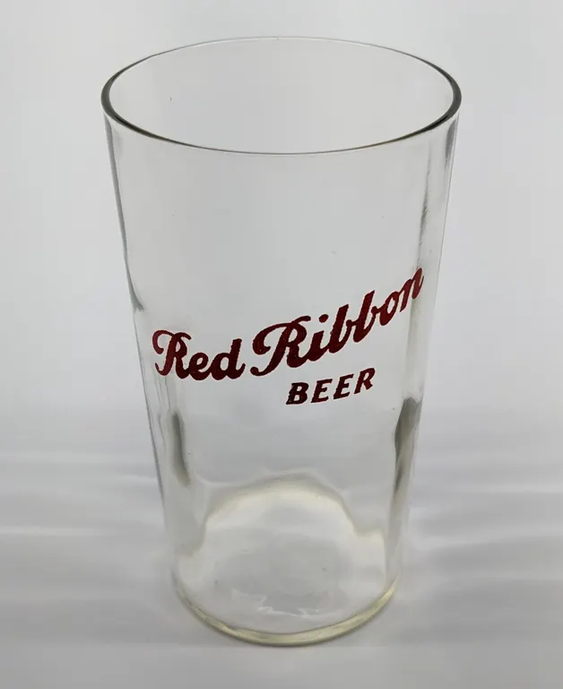 RED RIBBON BEER WAUSAU WISCONSIN BEER DRINKING GLASS