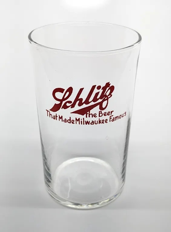 SCHLITZ THE BEER THAT MADE MILWAUKEE FAMOUS WISCONSIN DRINKING GLASS