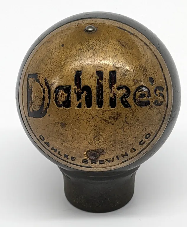 BALL TAP KNOB HANDLE DAHLKE'S BEER WESTFIELD WISCONSIN