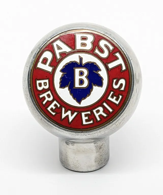 BALL TAP KNOB HANDLE PABST BREWERIES BEER MILWAUKEE WISCONSIN (ROBBINS)