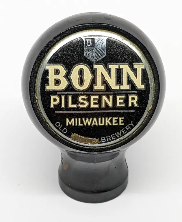 BALL TAP KNOB HANDLE BONN PILSENER BEER MILWAUKEE WISCONSIN (TRUE NAME)