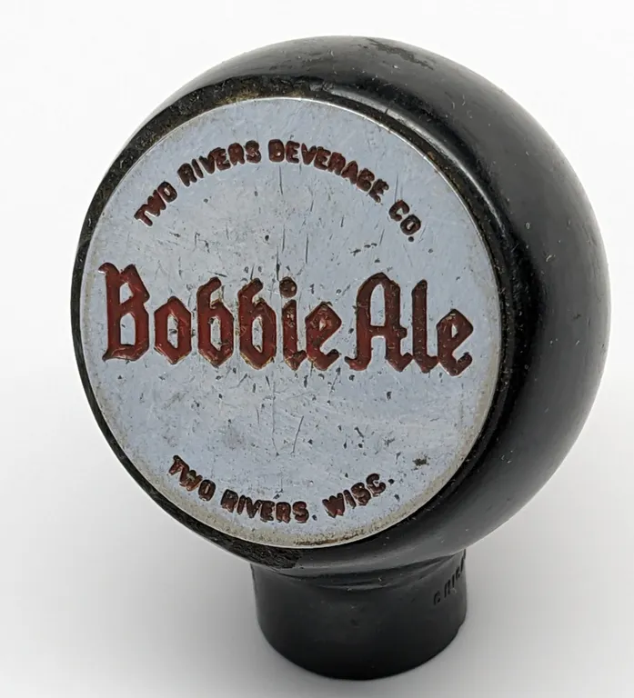 BALL TAP KNOB HANDLE TWO RIVERS BEVERAGE COMPANY BOBBIE ALE BEER WISCONSIN (GREEN DUCK)